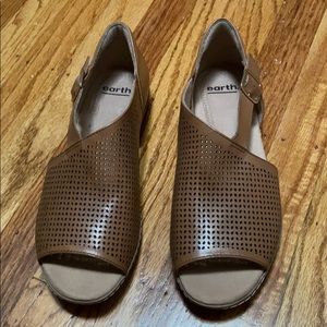 Earth brown sandal with perforated detail size 9.5